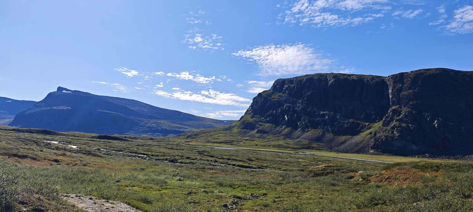 Klicke auf die Grafik für eine vergrößerte Ansicht

Name: 12.jpg
Ansichten: 116
Größe: 541,0 KB
ID: 3349997