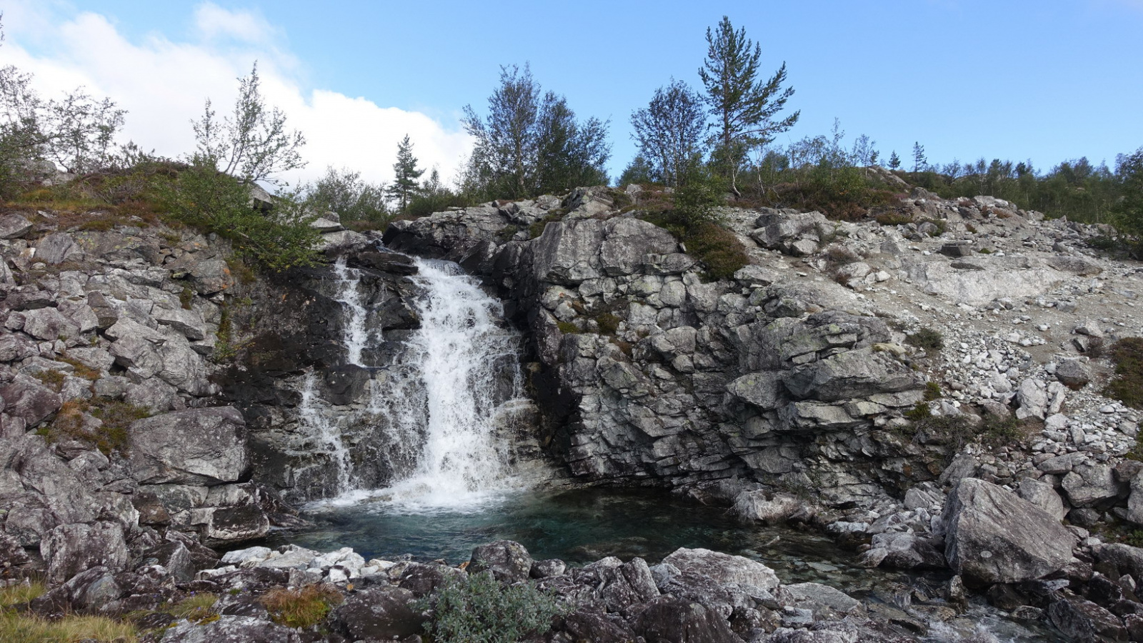 Klicke auf die Grafik für eine vergrößerte Ansicht

Name: 2025 Norge 0499.jpg
Ansichten: 493
Größe: 798,7 KB
ID: 3350671