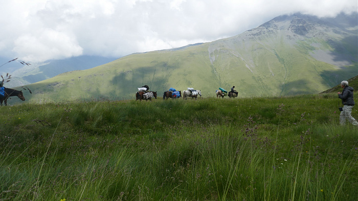 Klicke auf die Grafik für eine vergrößerte Ansicht

Name: Kaukasus0601.jpg
Ansichten: 0
Größe: 572,6 KB
ID: 3351017