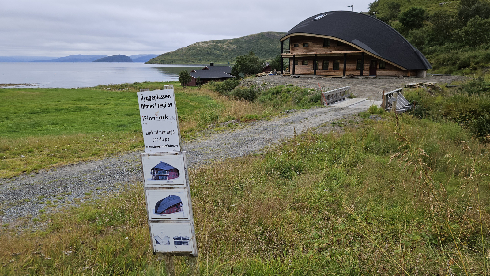 Klicke auf die Grafik für eine vergrößerte Ansicht

Name: 20250901_080652 rundes Haus.jpg
Ansichten: 198
Größe: 965,7 KB
ID: 3351096