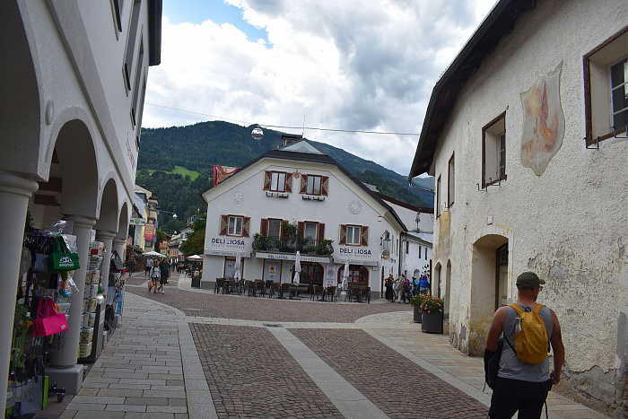 Klicke auf die Grafik für eine vergrößerte Ansicht

Name: DSC_0562.jpg
Ansichten: 95
Größe: 766,2 KB
ID: 3351323