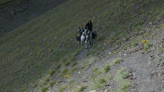 Klicke auf die Grafik für eine vergrößerte Ansicht  Name: Kaukasus0709.jpg Ansichten: 0 Größe: 946,0 KB ID: 3351364