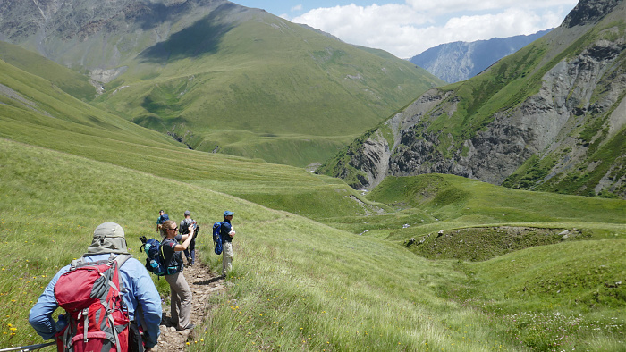 Klicke auf die Grafik für eine vergrößerte Ansicht  Name: Kaukasus0715.jpg Ansichten: 0 Größe: 759,2 KB ID: 3351366