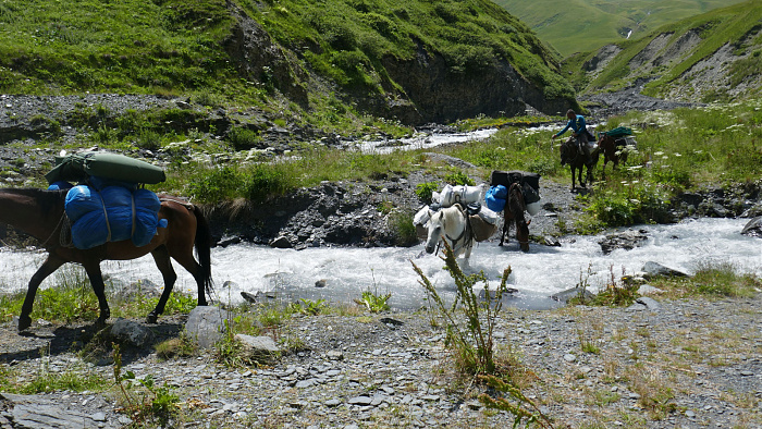 Klicke auf die Grafik für eine vergrößerte Ansicht  Name: Kaukasus0727.jpg Ansichten: 0 Größe: 1,07 MB ID: 3351375