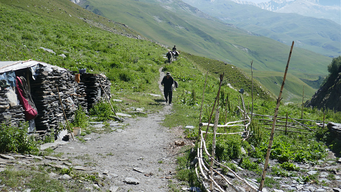 Klicke auf die Grafik für eine vergrößerte Ansicht

Name: Kaukasus0772.jpg
Ansichten: 56
Größe: 1.003,1 KB
ID: 3352091