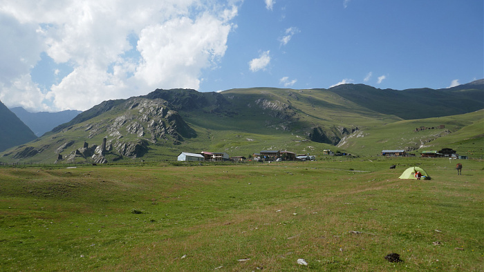 Klicke auf die Grafik für eine vergrößerte Ansicht

Name: Kaukasus0820.jpg
Ansichten: 56
Größe: 569,1 KB
ID: 3352101