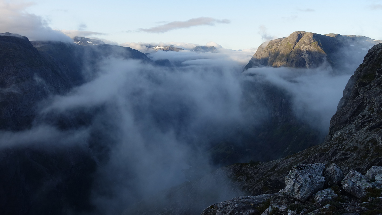 Klicke auf die Grafik für eine vergrößerte Ansicht

Name: 2025 Norge 0570.jpg
Ansichten: 387
Größe: 364,7 KB
ID: 3352757