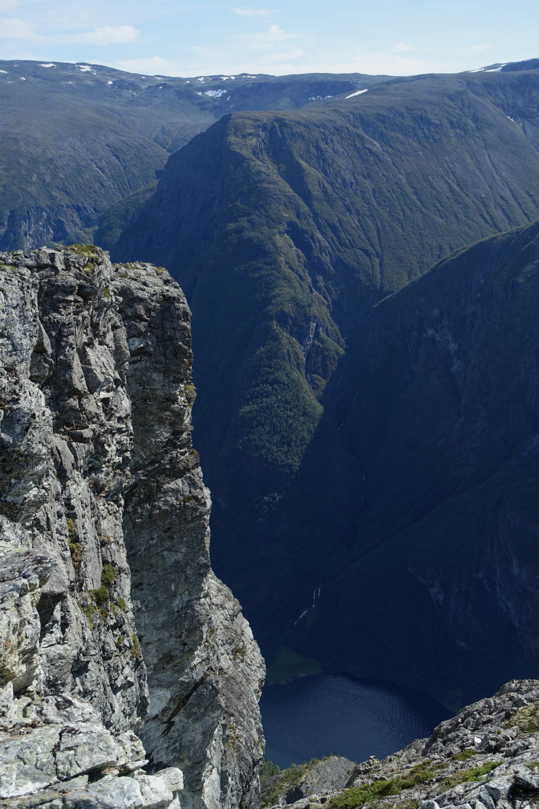 Klicke auf die Grafik für eine vergrößerte Ansicht

Name: 2025 Norge 0583.jpg
Ansichten: 391
Größe: 774,9 KB
ID: 3352773