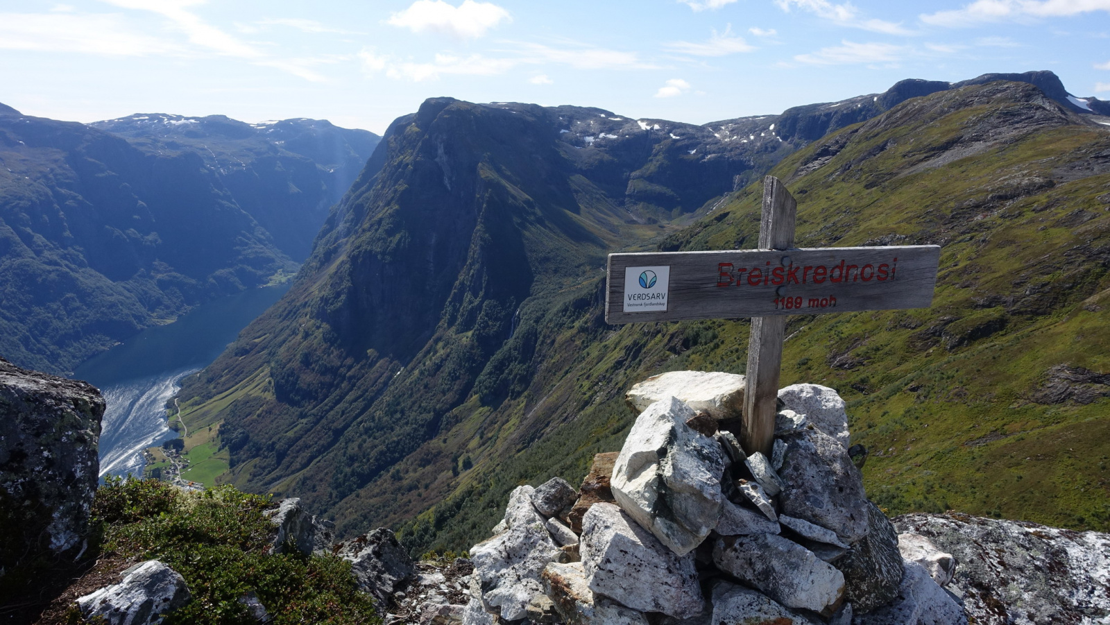 Klicke auf die Grafik für eine vergrößerte Ansicht

Name: 2025 Norge 0587.jpg
Ansichten: 389
Größe: 706,1 KB
ID: 3352777