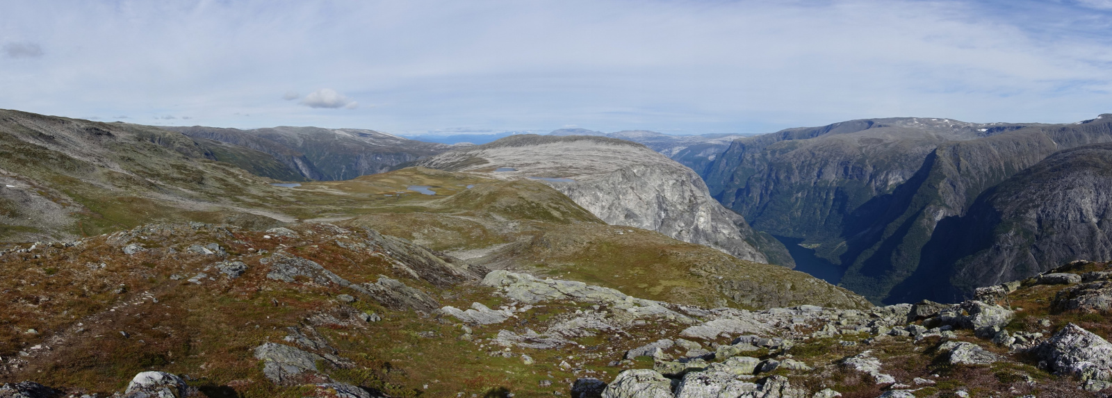 Klicke auf die Grafik für eine vergrößerte Ansicht

Name: 2025 Norge 0593.jpg
Ansichten: 381
Größe: 444,1 KB
ID: 3352783