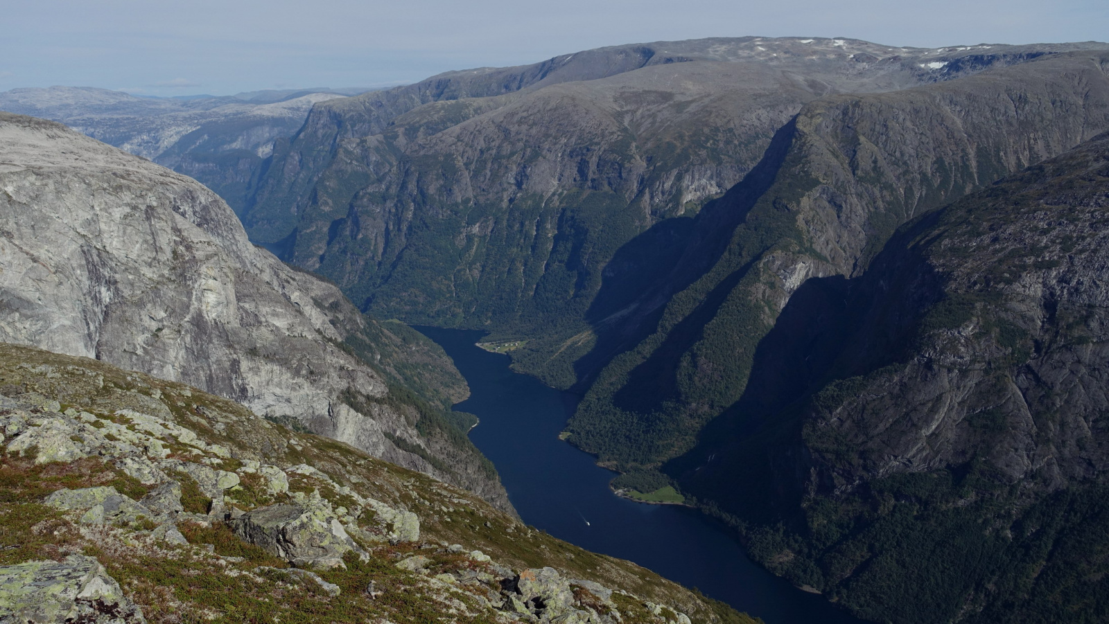 Klicke auf die Grafik für eine vergrößerte Ansicht

Name: 2025 Norge 0600.jpg
Ansichten: 383
Größe: 685,9 KB
ID: 3352796