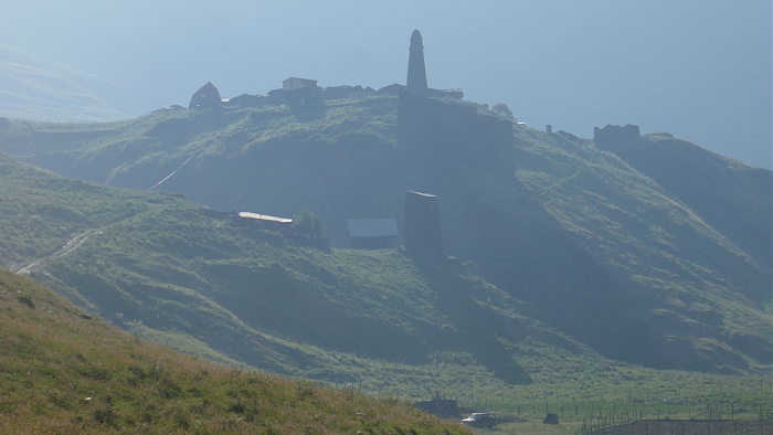 Klicke auf die Grafik für eine vergrößerte Ansicht  Name: Kaukasus0841.jpg Ansichten: 0 Größe: 349,6 KB ID: 3353204