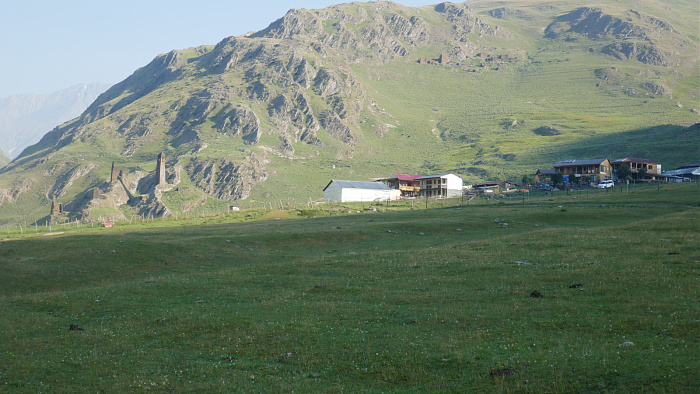 Klicke auf die Grafik für eine vergrößerte Ansicht  Name: Kaukasus0838.jpg Ansichten: 0 Größe: 712,8 KB ID: 3353208