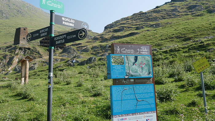 Klicke auf die Grafik für eine vergrößerte Ansicht  Name: Kaukasus0871.jpg Ansichten: 0 Größe: 953,0 KB ID: 3353215