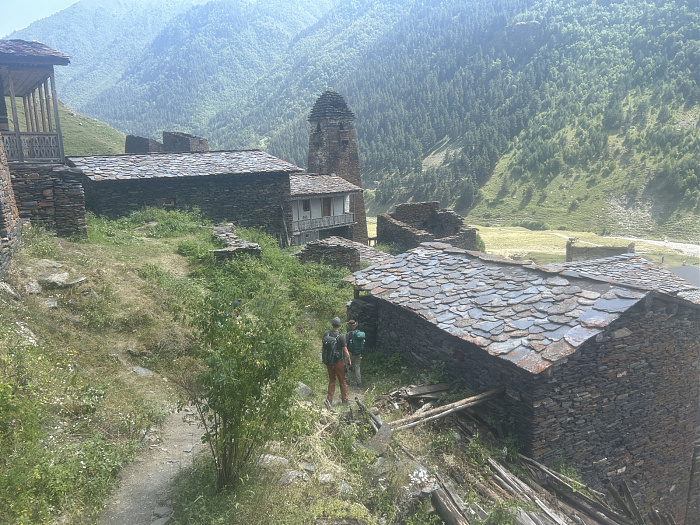 Klicke auf die Grafik für eine vergrößerte Ansicht  Name: Kaukasus0901.jpg Ansichten: 0 Größe: 1,16 MB ID: 3353221