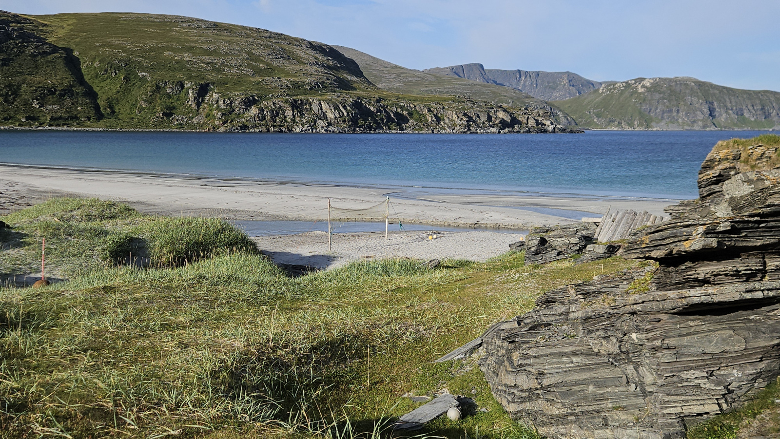 Klicke auf die Grafik für eine vergrößerte Ansicht

Name: 20250902_085615 Beachvolleyball.jpg
Ansichten: 117
Größe: 1.009,5 KB
ID: 3353246