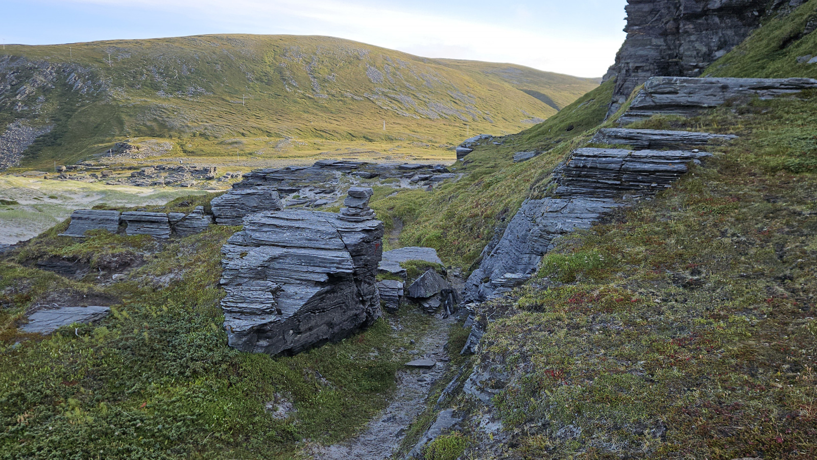 Klicke auf die Grafik für eine vergrößerte Ansicht

Name: 20250902_083025 durch die Felsen.jpg
Ansichten: 115
Größe: 1,02 MB
ID: 3353247