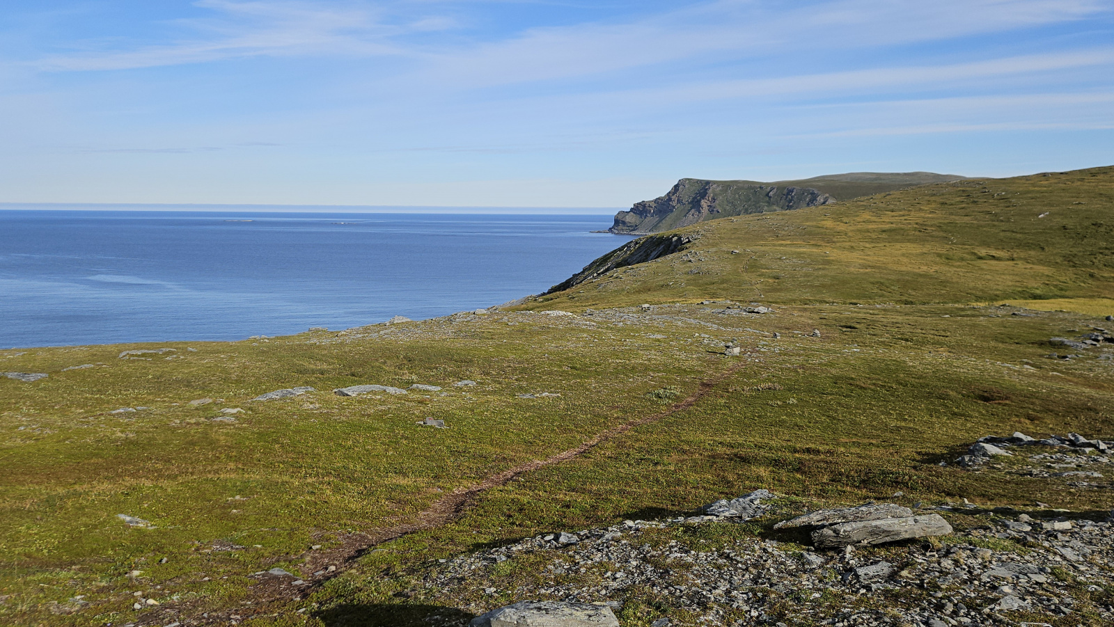 Klicke auf die Grafik für eine vergrößerte Ansicht

Name: 20250902_093210 Weg an Klippe.jpg
Ansichten: 115
Größe: 831,2 KB
ID: 3353250