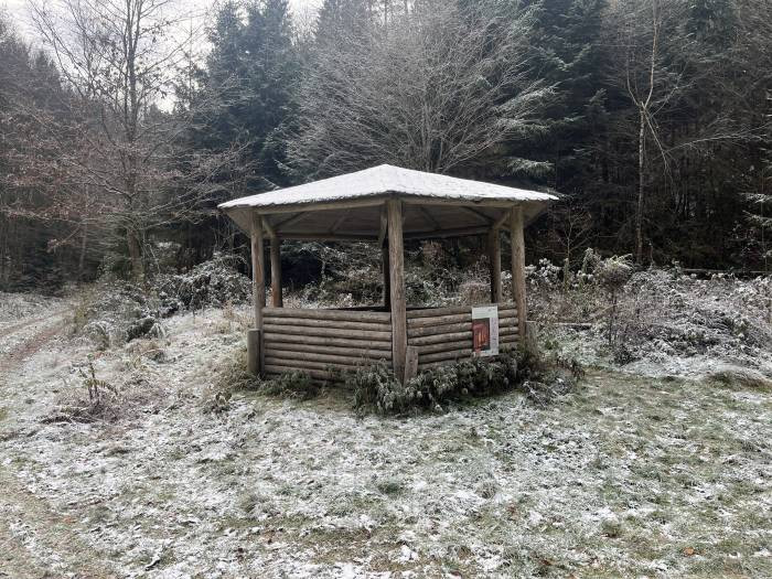 Klicke auf die Grafik für eine vergrößerte Ansicht

Name: IMG_9386.jpg
Ansichten: 7
Größe: 166,7 KB
ID: 3353467