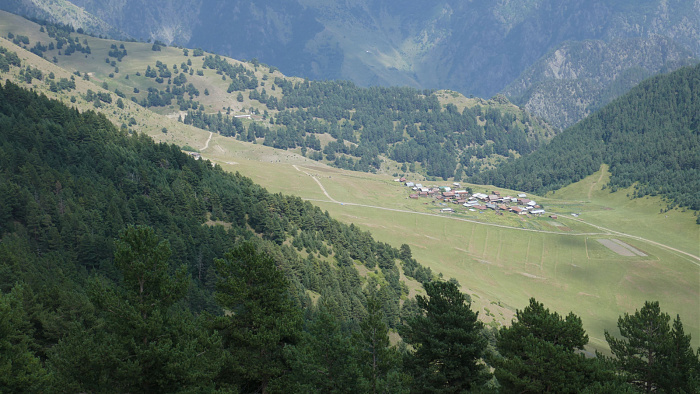 Klicke auf die Grafik für eine vergrößerte Ansicht  Name: Kaukasus0915.jpg Ansichten: 0 Größe: 685,6 KB ID: 3353866