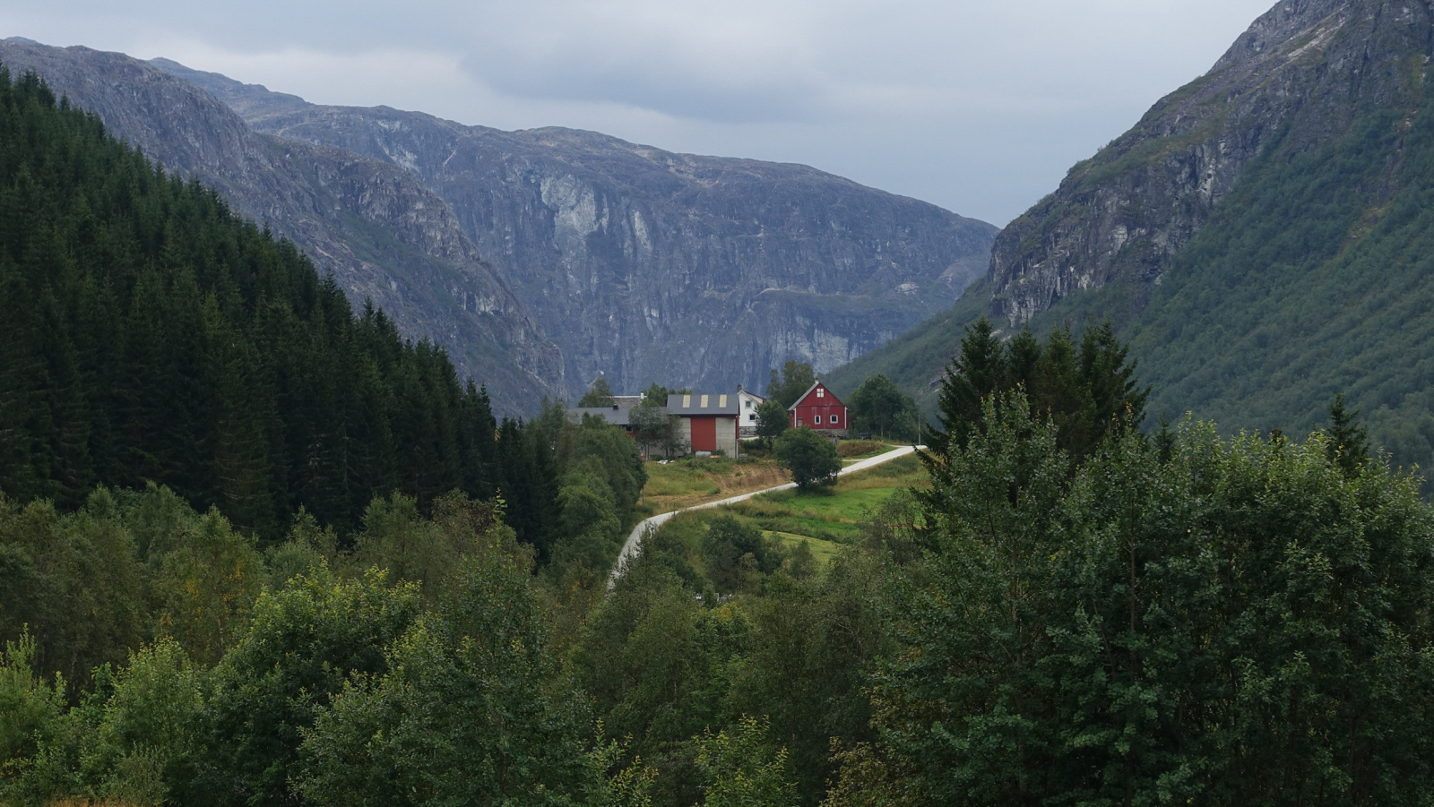 Klicke auf die Grafik für eine vergrößerte Ansicht  Name: 2025 Norge 0663.jpg Ansichten: 0 Größe: 651,1 KB ID: 3354236