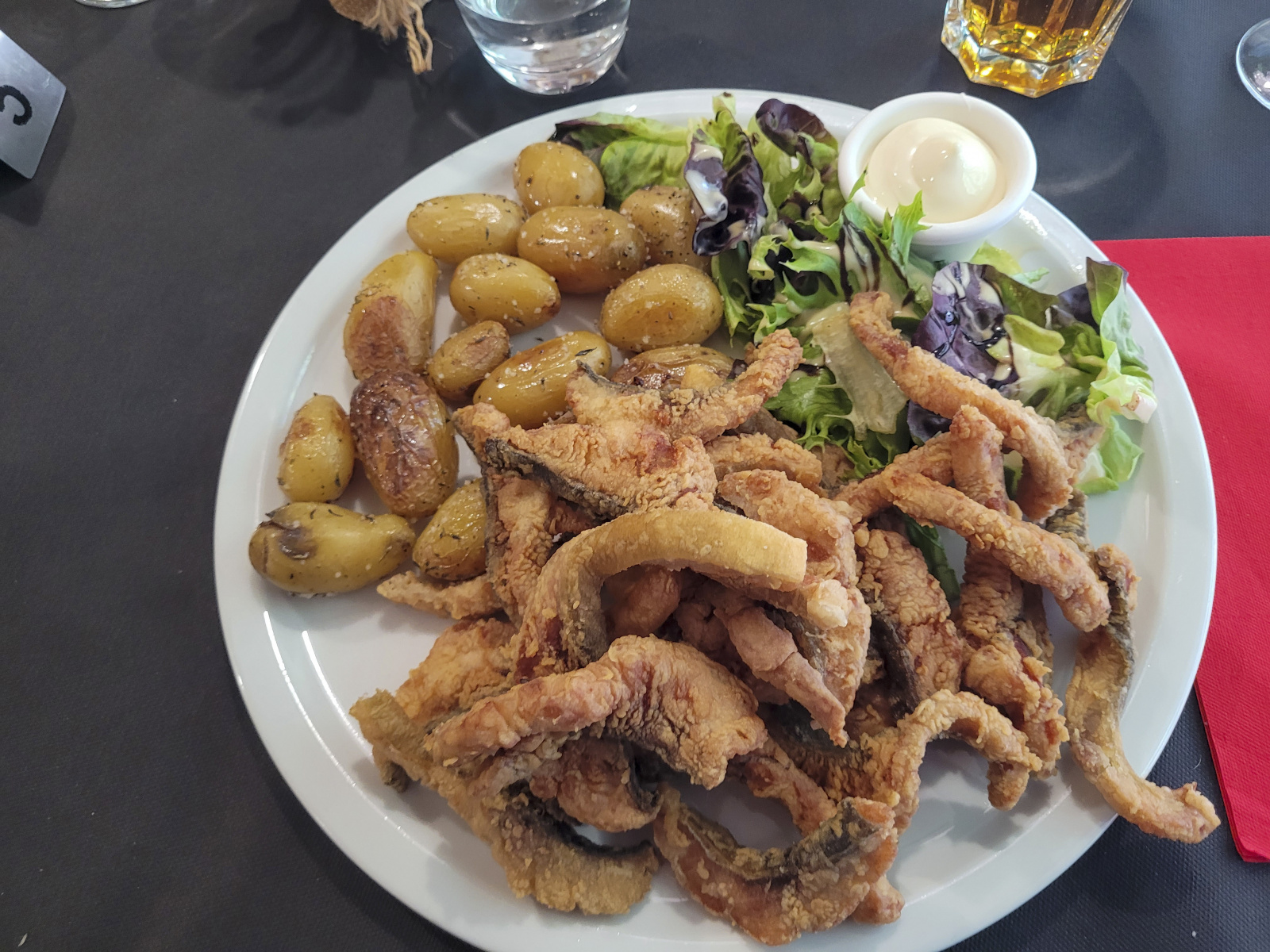 Klicke auf die Grafik für eine vergrößerte Ansicht  Name: 25 Abendessen in Giromany.jpg Ansichten: 0 Größe: 768,1 KB ID: 3354374