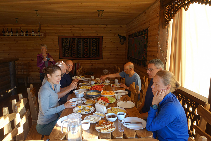 Klicke auf die Grafik für eine vergrößerte Ansicht

Name: Kaukasus0921.jpg
Ansichten: 23
Größe: 663,7 KB
ID: 3354564