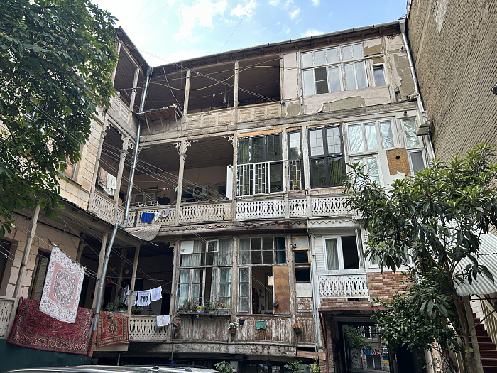 Klicke auf die Grafik für eine vergrößerte Ansicht

Name: Kaukasus0992.jpg
Ansichten: 24
Größe: 1,16 MB
ID: 3354575