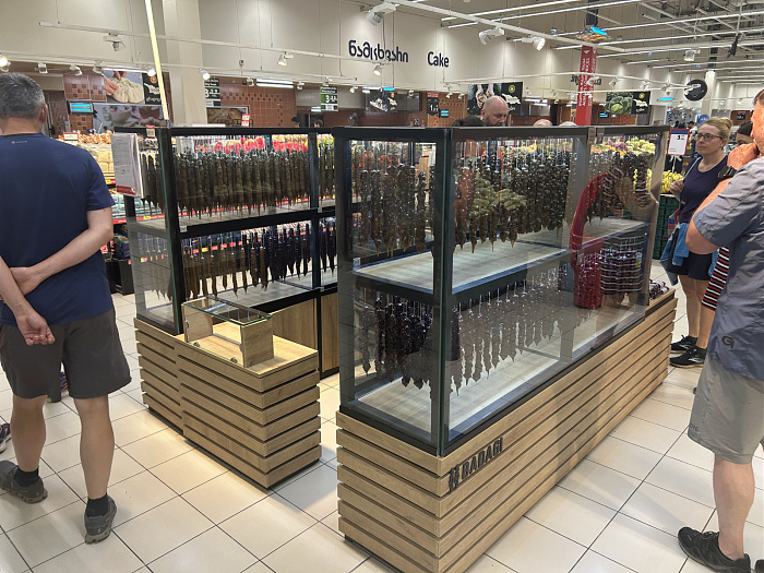 Klicke auf die Grafik für eine vergrößerte Ansicht

Name: Kaukasus0994.jpg
Ansichten: 23
Größe: 919,1 KB
ID: 3354577