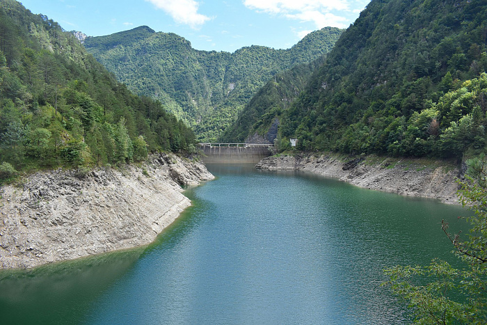 Klicke auf die Grafik für eine vergrößerte Ansicht

Name: DSC_0253.jpg
Ansichten: 204
Größe: 1,02 MB
ID: 3355177