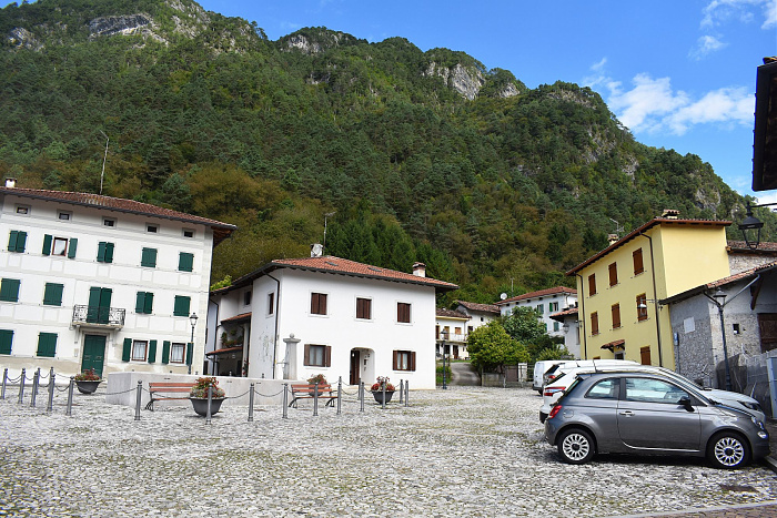 Klicke auf die Grafik für eine vergrößerte Ansicht

Name: DSC_0318.jpg
Ansichten: 85
Größe: 1.019,8 KB
ID: 3355297