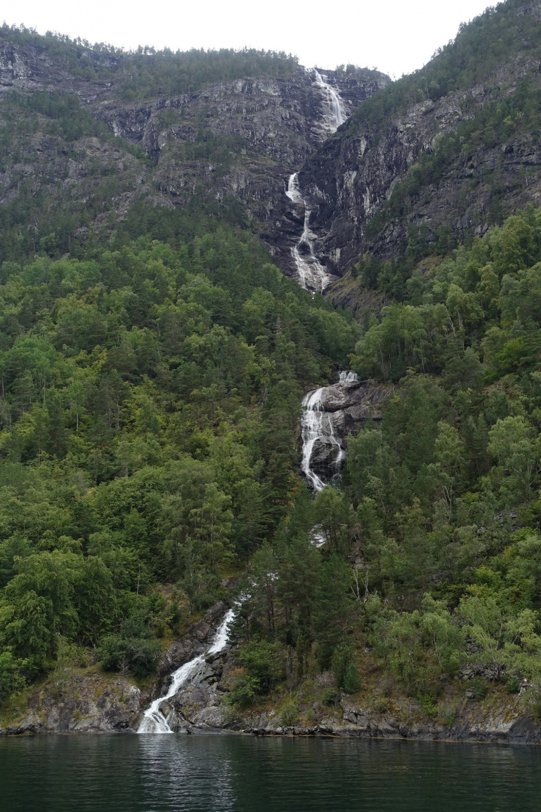 Klicke auf die Grafik für eine vergrößerte Ansicht  Name: 2025 Norge 0684.jpg Ansichten: 0 Größe: 873,8 KB ID: 3355403
