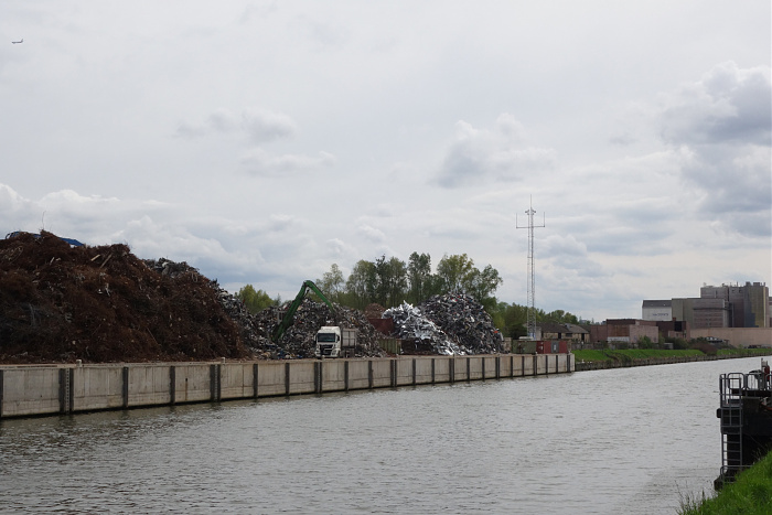 Klicke auf die Grafik für eine vergrößerte Ansicht  Name: Müllhalden vor Brüssel.jpg Ansichten: 14 Größe: 466,2 KB ID: 3355773