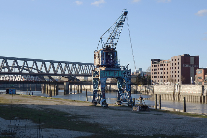 Klicke auf die Grafik für eine vergrößerte Ansicht  Name: Ankunft in Hamburg.jpg Ansichten: 0 Größe: 588,4 KB ID: 3355721