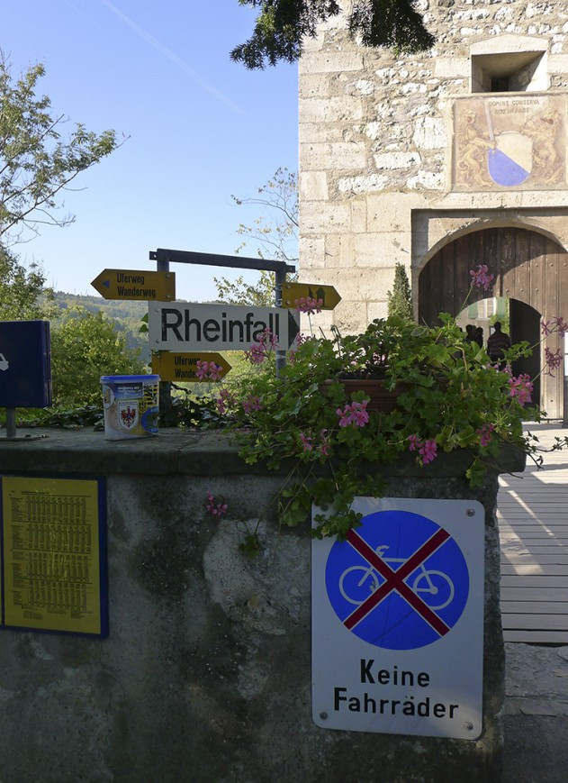 Klicke auf die Grafik für eine vergrößerte Ansicht

Name: WAI_61_Schweiz.jpg
Ansichten: 93
Größe: 182,9 KB
ID: 3356283