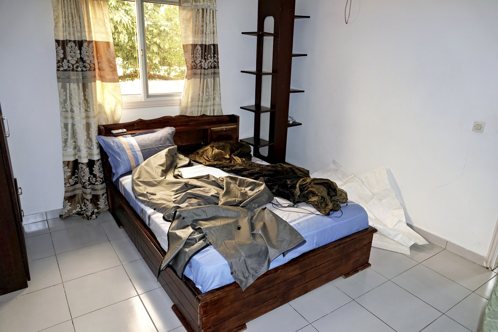 Klicke auf die Grafik für eine vergrößerte Ansicht

Name: _SNY0421R.jpg
Ansichten: 0
Größe: 424,0 KB
ID: 3356862