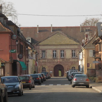 Klicke auf die Grafik für eine vergrößerte Ansicht

Name: IMG_08881.jpg
Ansichten: 109
Größe: 35,8 KB
ID: 3357129