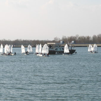 Klicke auf die Grafik für eine vergrößerte Ansicht

Name: IMG_09601.jpg
Ansichten: 109
Größe: 29,6 KB
ID: 3357140