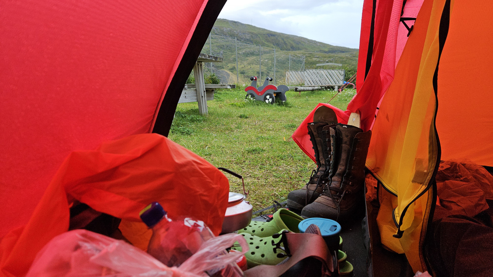 Klicke auf die Grafik für eine vergrößerte Ansicht

Name: 20250905_071653 Blick aus Zelt.jpg
Ansichten: 64
Größe: 695,5 KB
ID: 3357400