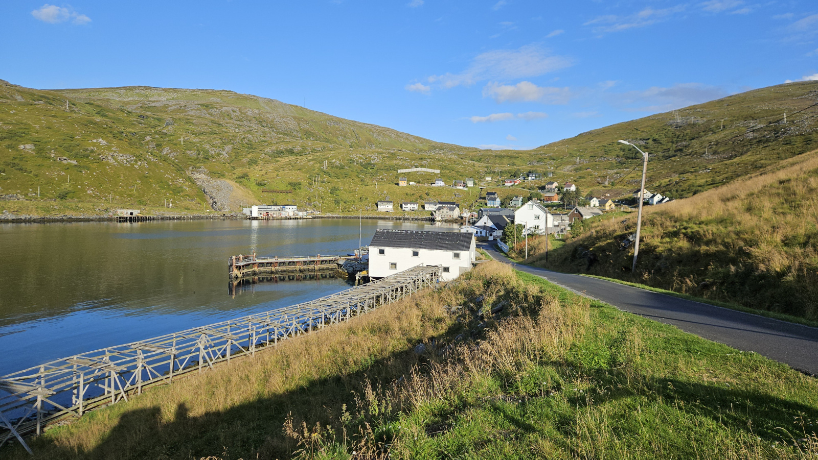 Klicke auf die Grafik für eine vergrößerte Ansicht

Name: 20250905_091546 Weg zum Ort.jpg
Ansichten: 62
Größe: 870,0 KB
ID: 3357401