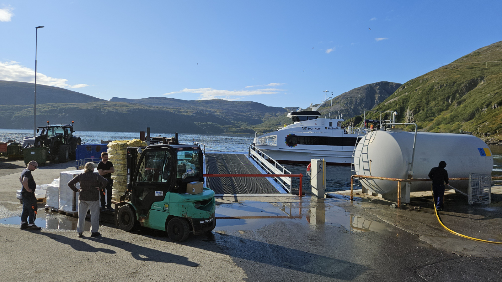 Klicke auf die Grafik für eine vergrößerte Ansicht

Name: 20250905_112217 Fähre kommt.jpg
Ansichten: 61
Größe: 625,4 KB
ID: 3357406