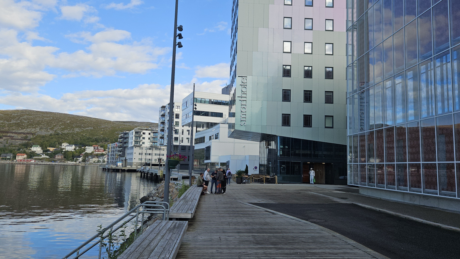 Klicke auf die Grafik für eine vergrößerte Ansicht

Name: 20250905_121011 Hotel am Wasser.jpg
Ansichten: 61
Größe: 657,6 KB
ID: 3357410