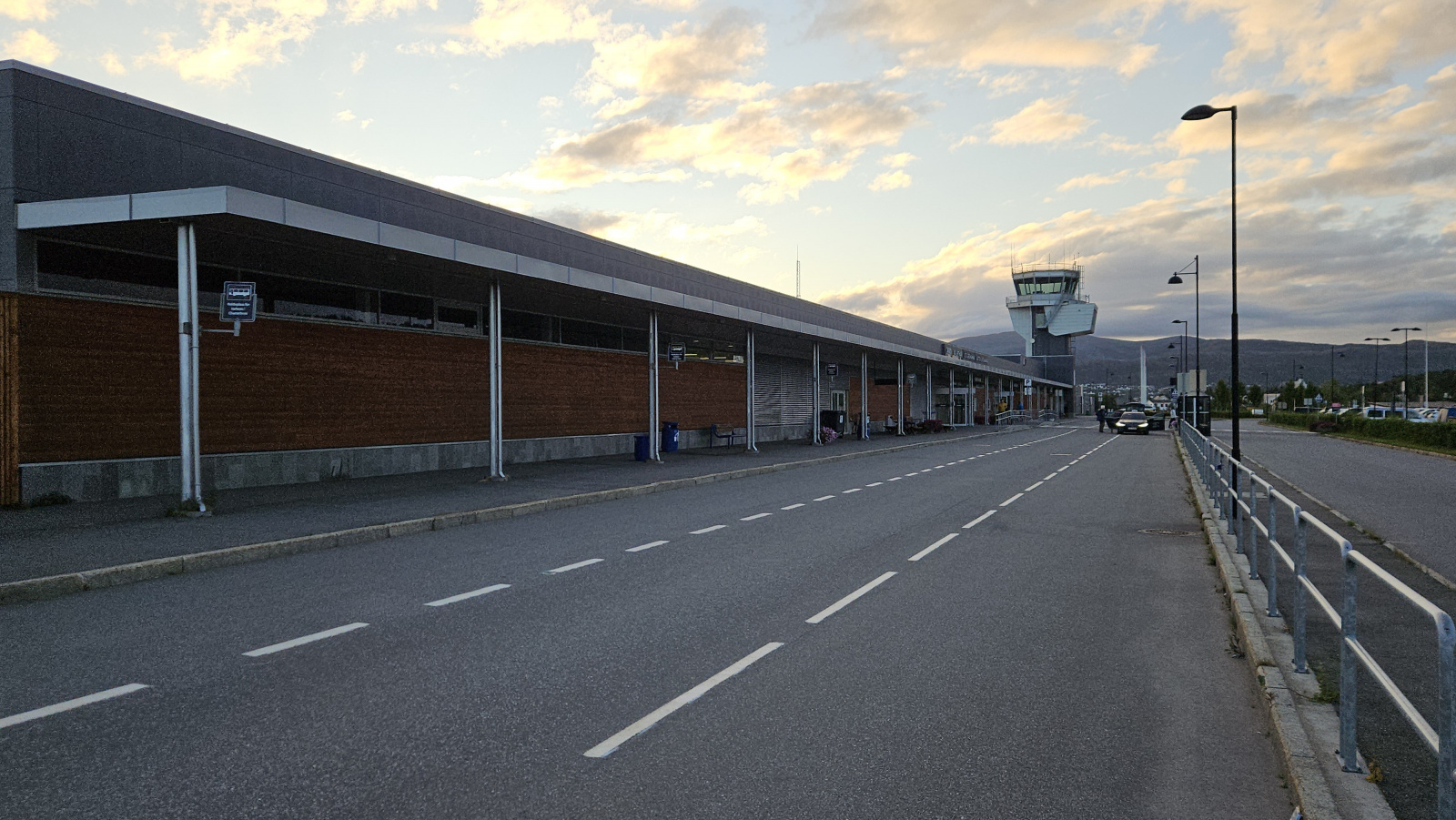 Klicke auf die Grafik für eine vergrößerte Ansicht

Name: 20250907_060336 Flughafen Alta.jpg
Ansichten: 59
Größe: 612,3 KB
ID: 3357421