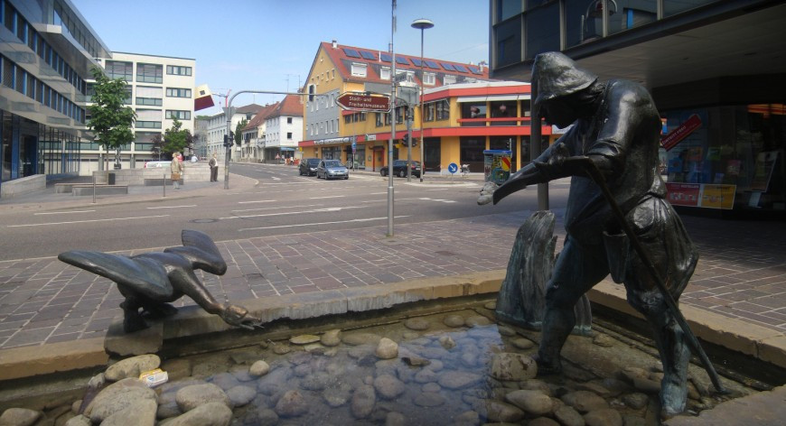 Klicke auf die Grafik für eine vergrößerte Ansicht

Name: SinsheimBrunnen.jpg
Ansichten: 95
Größe: 126,5 KB
ID: 3357582