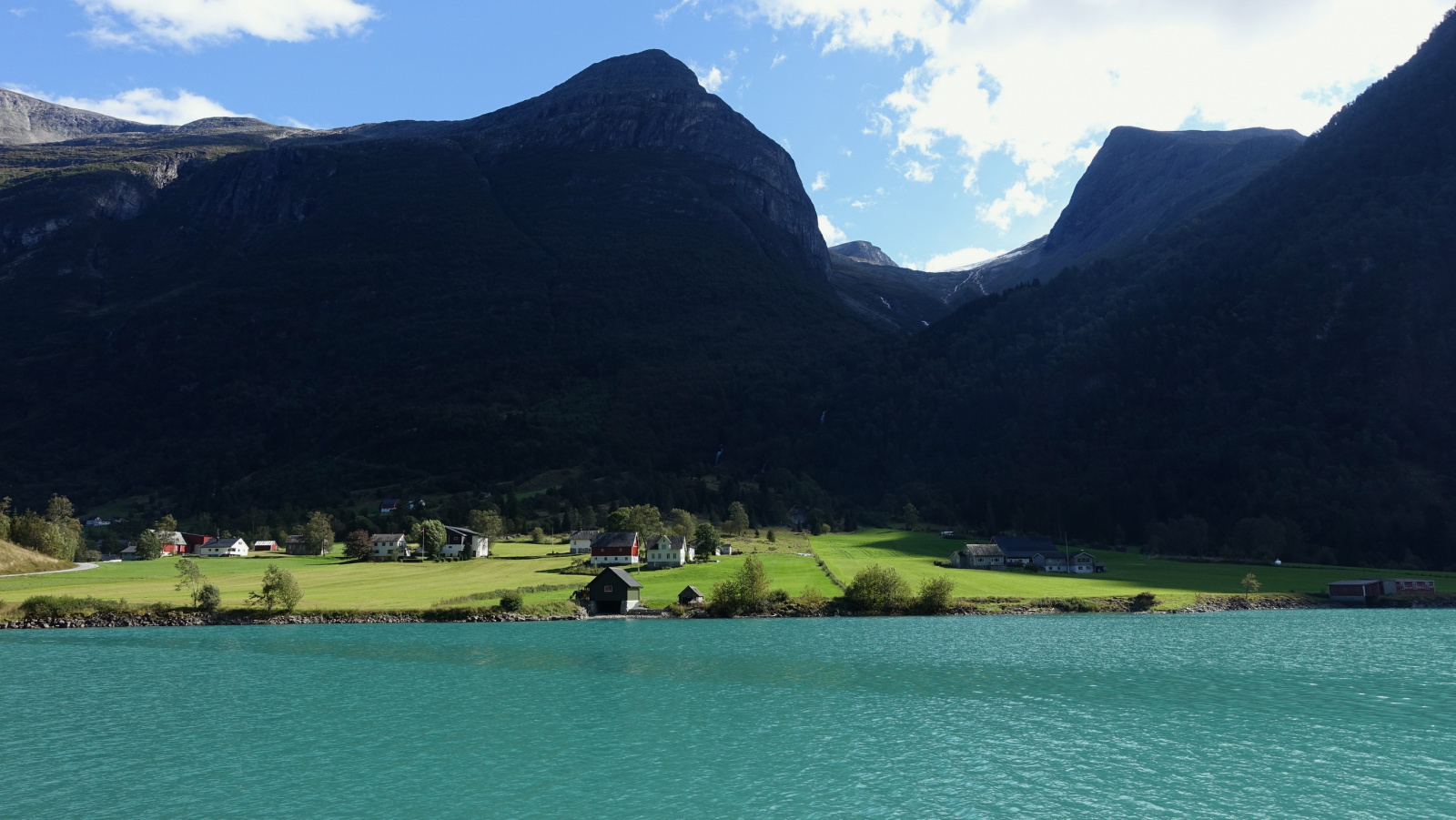 Klicke auf die Grafik für eine vergrößerte Ansicht

Name: 2025 Norge 0724.jpg
Ansichten: 8
Größe: 486,8 KB
ID: 3358151