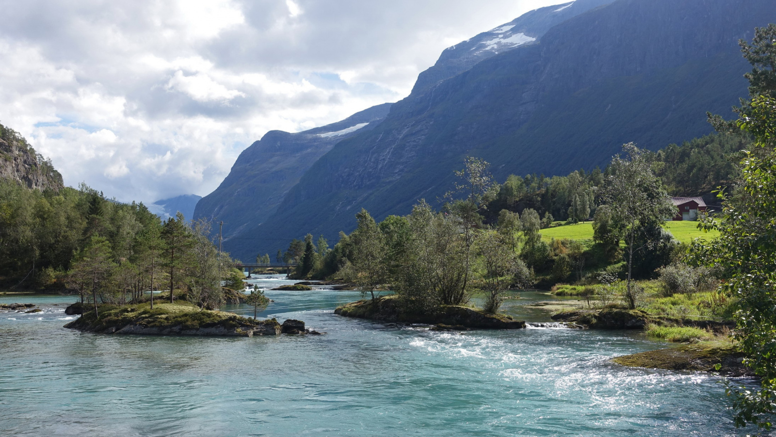 Klicke auf die Grafik für eine vergrößerte Ansicht

Name: 2025 Norge 0730.jpg
Ansichten: 8
Größe: 695,2 KB
ID: 3358156