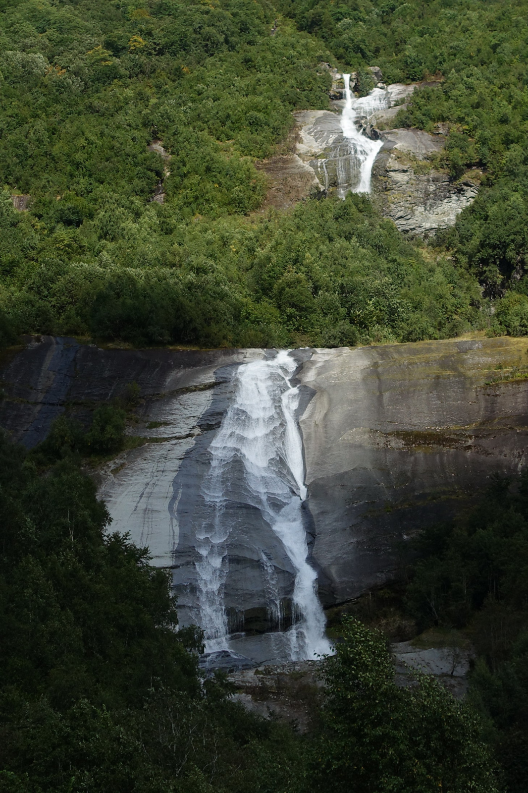 Klicke auf die Grafik für eine vergrößerte Ansicht

Name: 2025 Norge 0733.jpg
Ansichten: 8
Größe: 852,5 KB
ID: 3358159