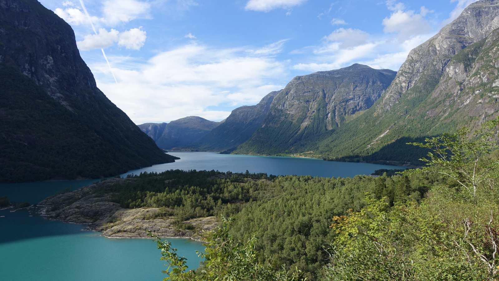 Klicke auf die Grafik für eine vergrößerte Ansicht

Name: 2025 Norge 0743.jpg
Ansichten: 5
Größe: 706,5 KB
ID: 3358168