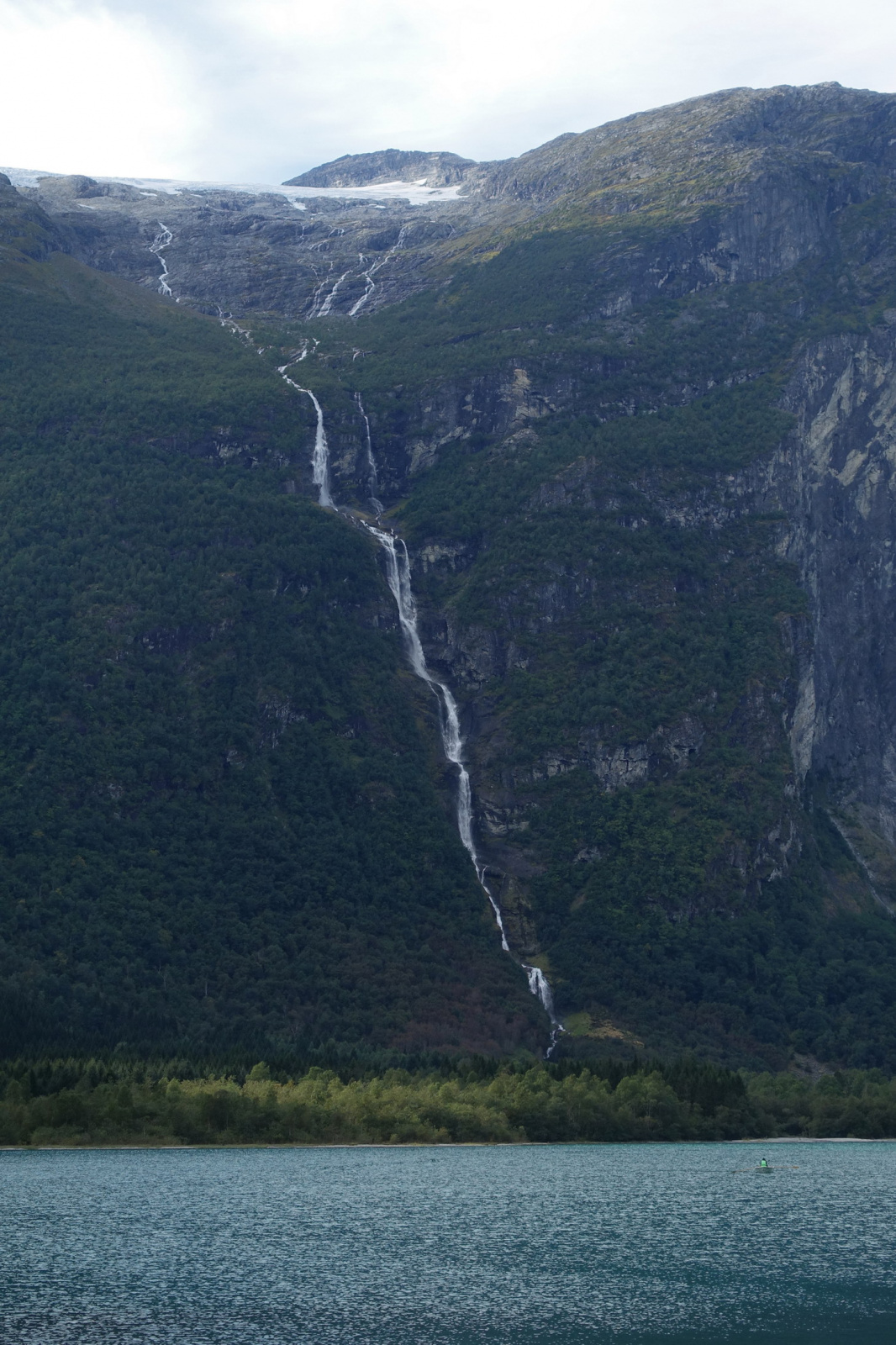 Klicke auf die Grafik für eine vergrößerte Ansicht

Name: 2025 Norge 0748.jpg
Ansichten: 5
Größe: 691,5 KB
ID: 3358171