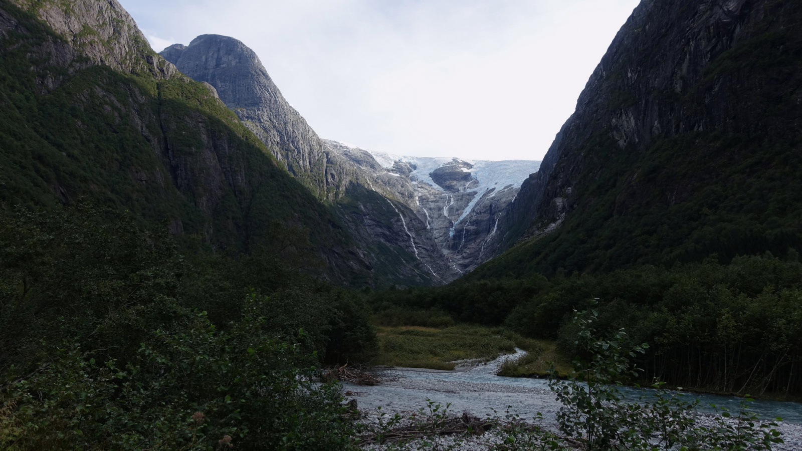 Klicke auf die Grafik für eine vergrößerte Ansicht

Name: 2025 Norge 0749.jpg
Ansichten: 5
Größe: 569,2 KB
ID: 3358172